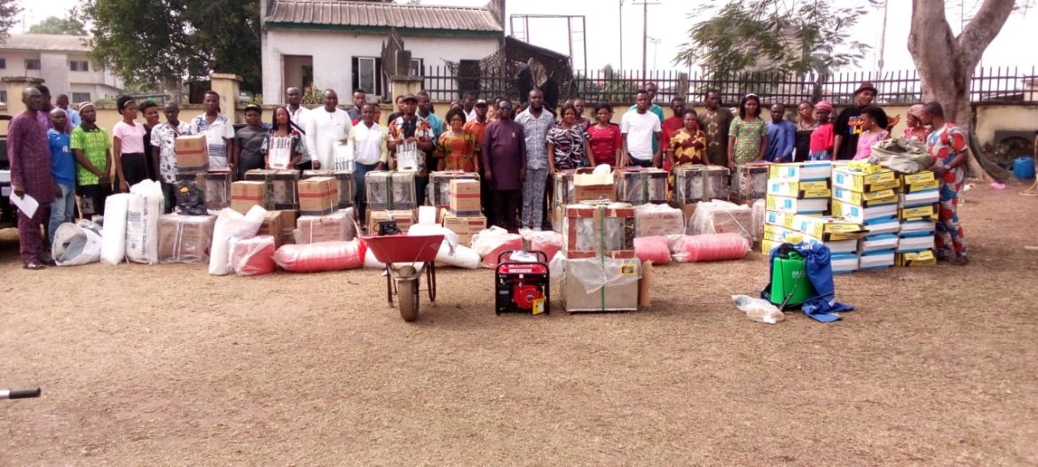 Abia LIFE-ND distributes farm inputs to beneficiaries, begins training in home garden