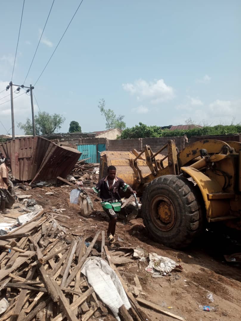 Removal of Illegal Shanties Begin in Abia.