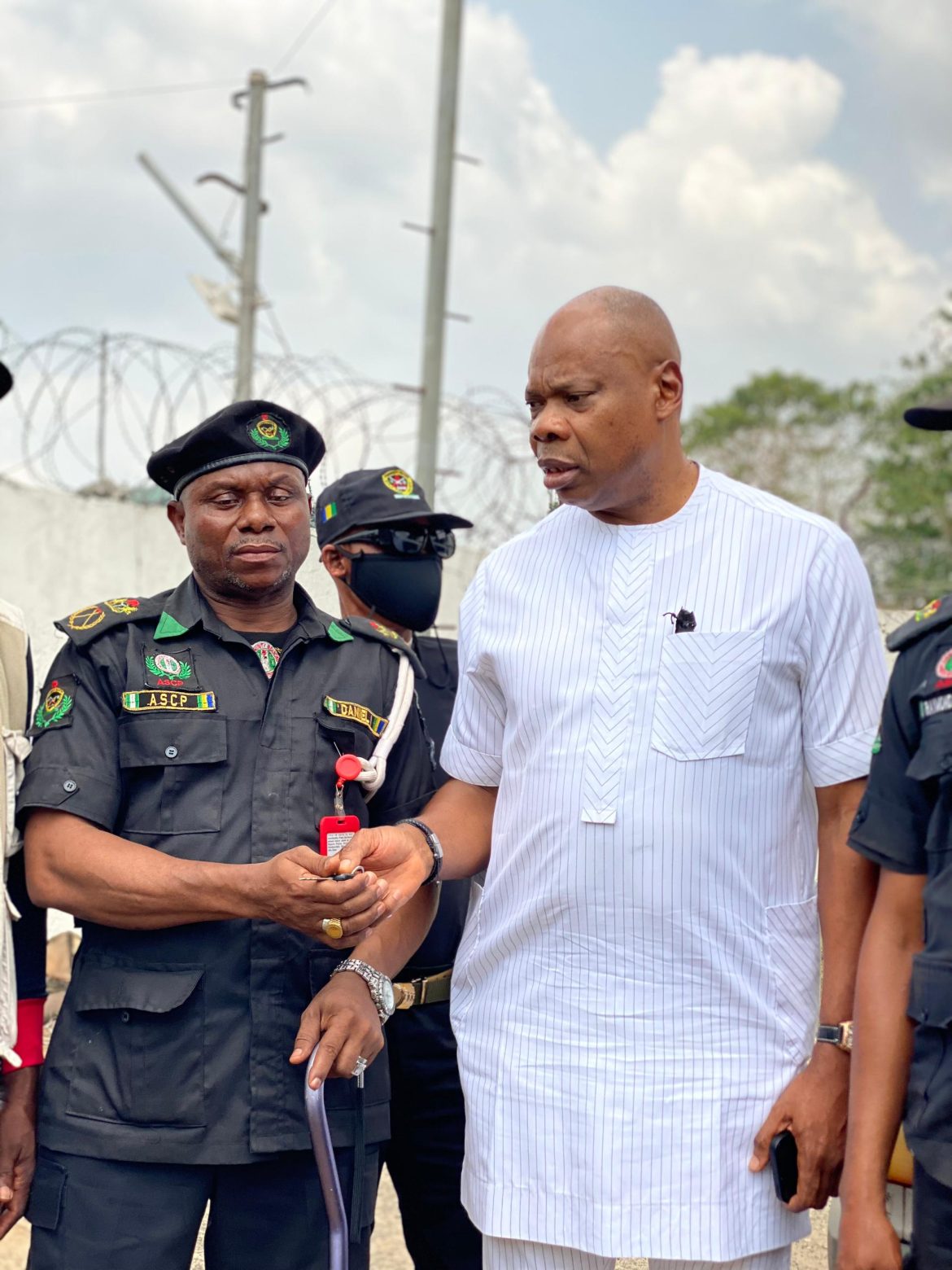 Abia State Govt Donates Vehicles to Security Agents.