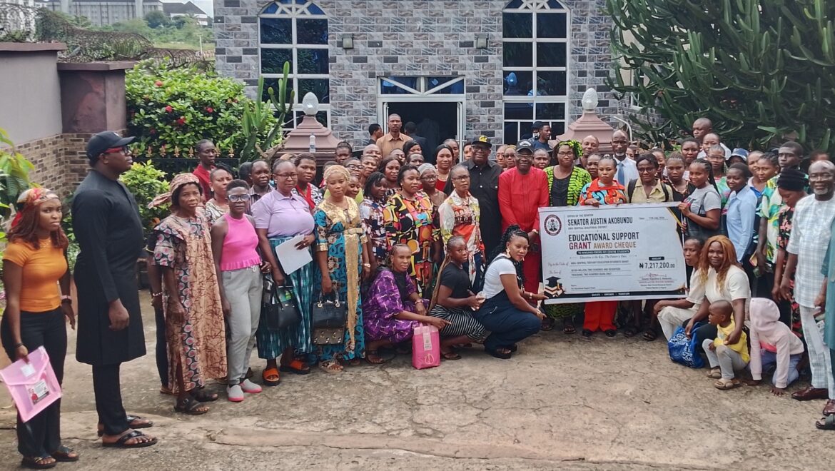 Akobundu Presents Educational Grants to 214 Abia Central Students, Reaffirms Commitment to Education