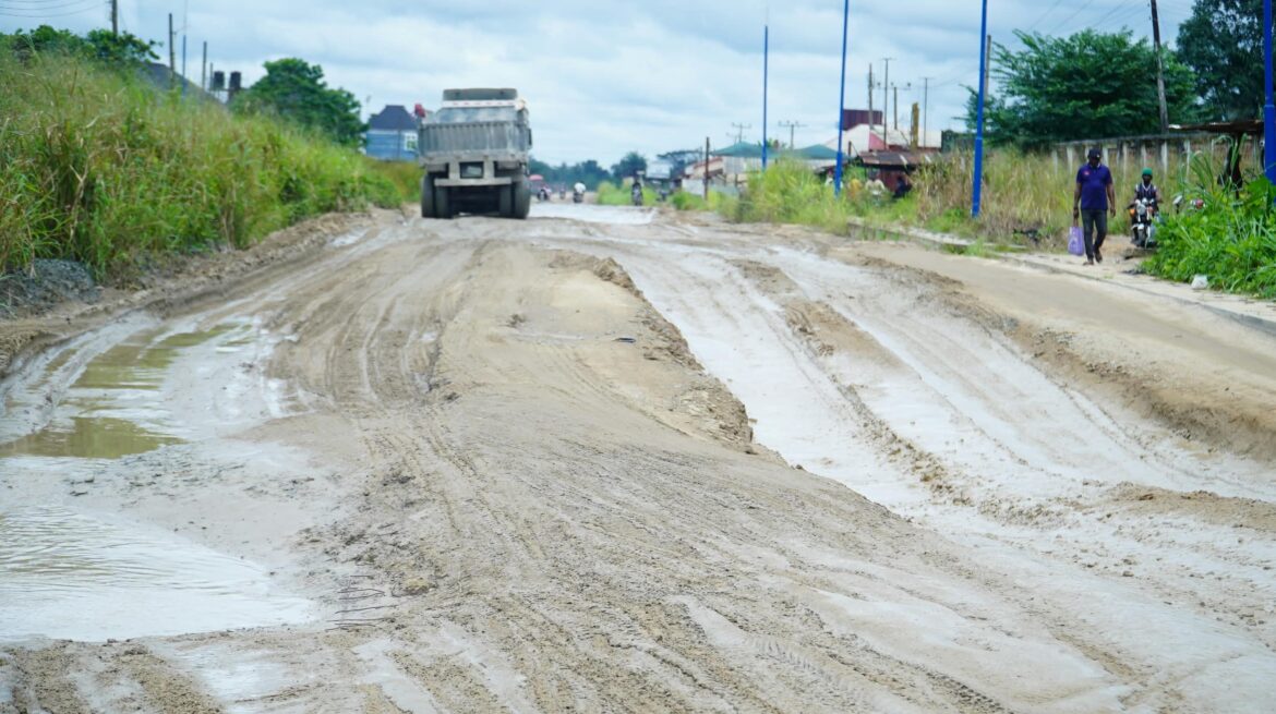 Abia Residents Cry Out Over Deteriorating Roads, Urge Government Intervention